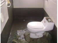 深圳衛(wèi)生間漏水一定要砸磚嗎？防水老師傅現(xiàn)場(chǎng)揭秘！